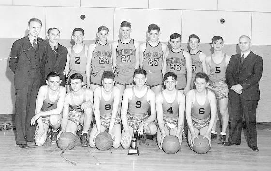 1942basketballteam.jpg